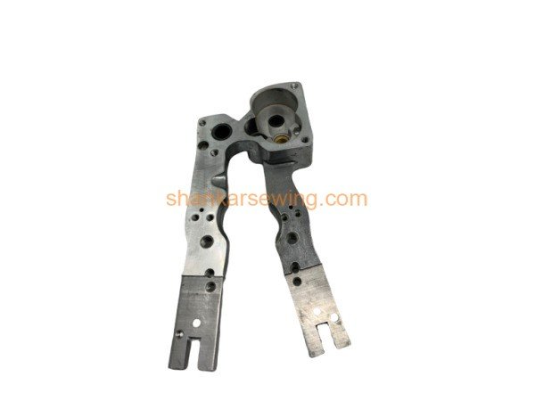 62c6-31/715C1-19 LOWER GEAR BRACKET WITH COVER EASTMAN 629